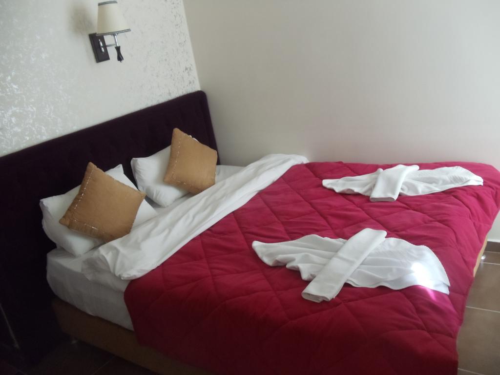 Ares Hotel Istanbul Ngoại thất bức ảnh